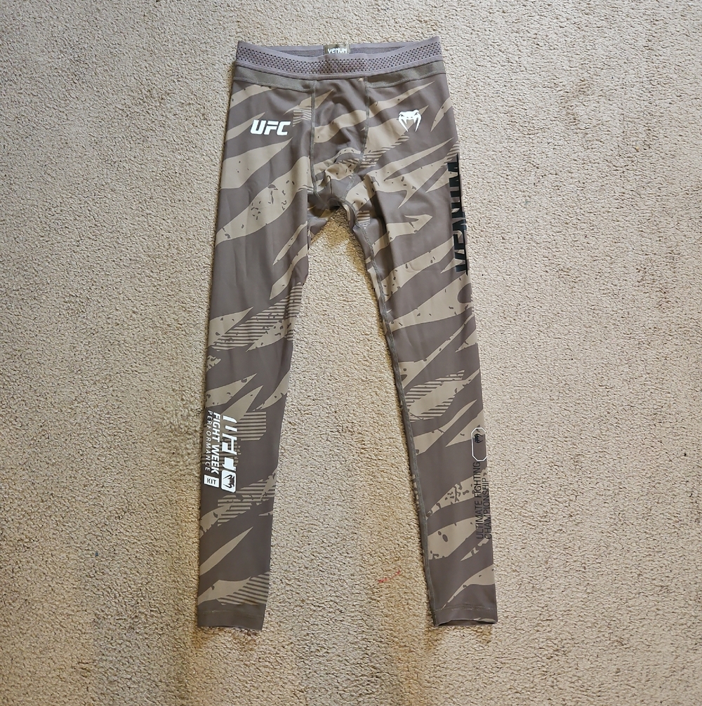 UFC Venum Grey Camo Compression Leggings